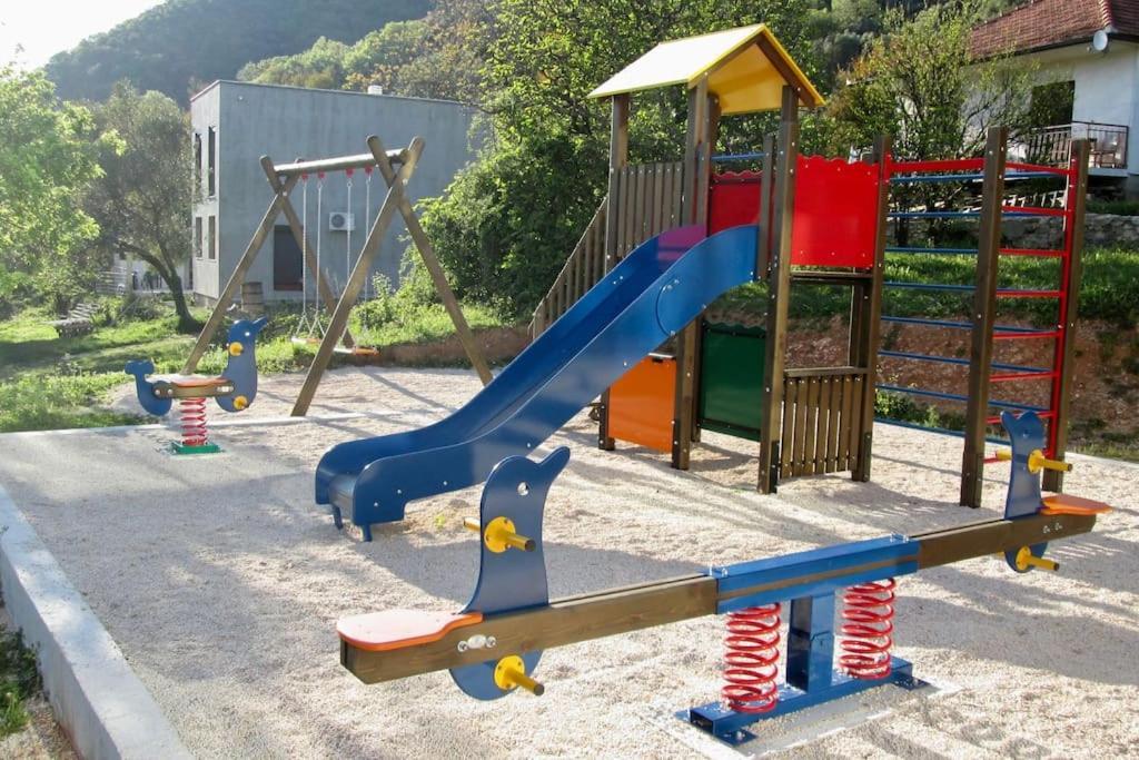 Acacia Hill Apartments Herceg Novi Eksteriør bilde